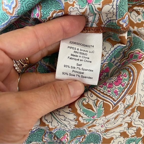 Veronica Beard Henrietta medallion silk blend floral top - Picture 8 of 8